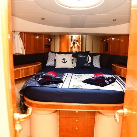 Ottoman 07 Private Yacht Experience シダ