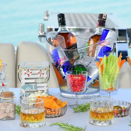 Ottoman 07 Private Yacht Experience 船上ホテル シダ